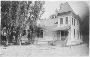 East Whittier Friends Church in the 1920's.