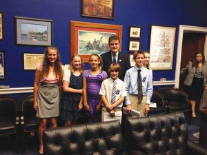 Emily Wirzba of FCNL (far left) and the students in the office of Representative Mike Fitzpatrick. Photos courtesy of FNCL.